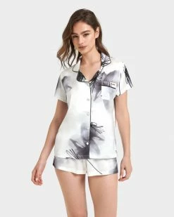 Brand new 𧨠Bluebella - US Camille Luxury Satin Short Pajama Set White/Black π