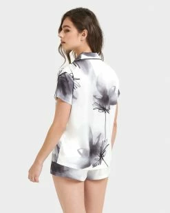 Brand new 🧨 Bluebella - US Camille Luxury Satin Short Pajama Set White/Black 🔔 -Deals collections Store unnamed file 1249