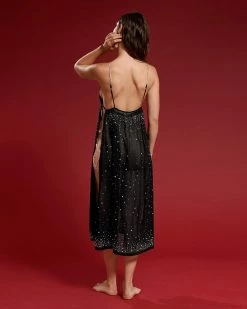 Buy π Bluebella - US BB X Ashish Ombre Long Chemise π 12 Buy π Bluebella - US BB X Ashish Ombre Long Chemise π -Deals collections Store unnamed file 25