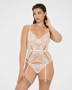 Cheapest 🎉 Bluebella - US Marseille Wired Basque White 🎉 16 Cheapest 🎉 Bluebella - US Marseille Wired Basque White 🎉 -Deals collections Store unnamed file 974